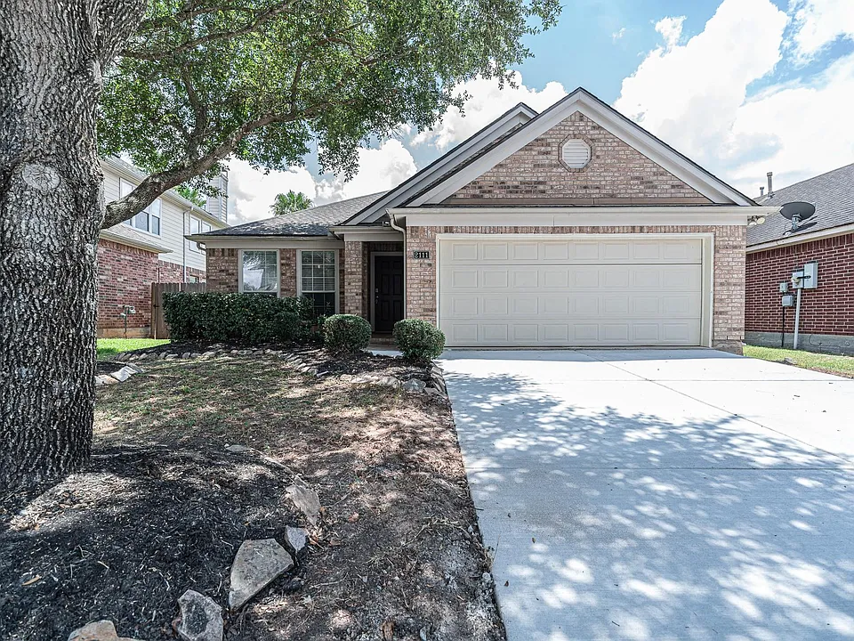 2111 Sailwind Dr