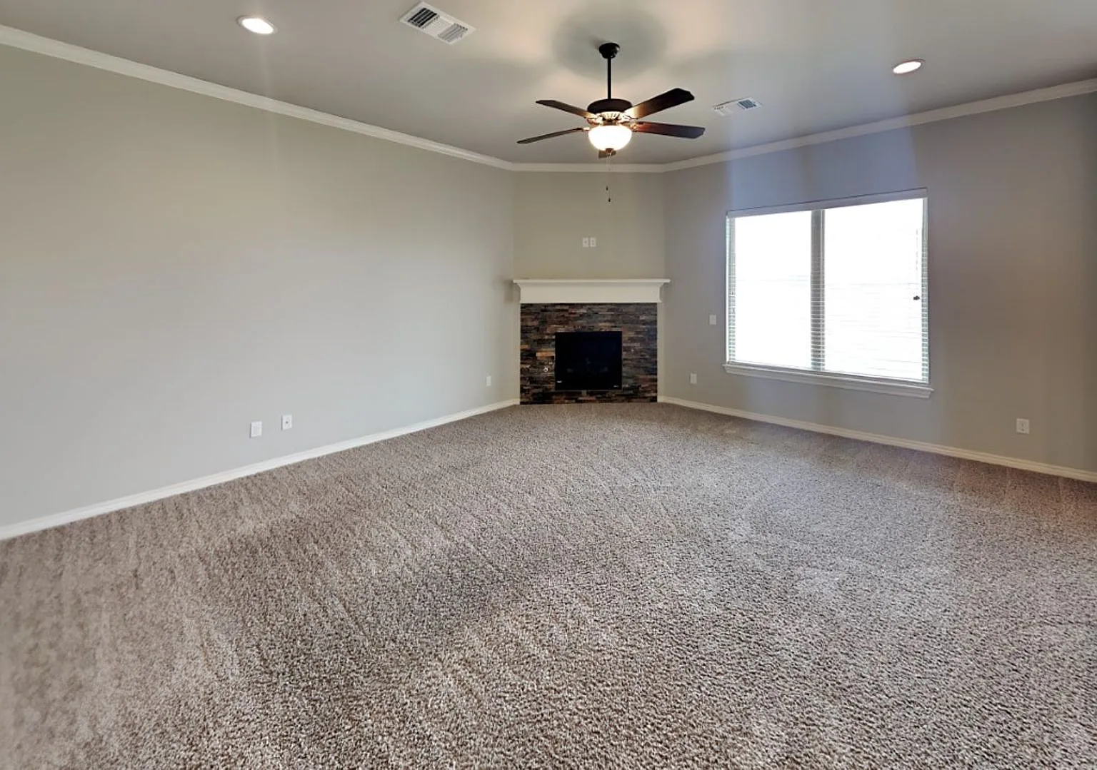 Luxury 4 Bed 3 Bath Home in Piedmont Schools with a 3 Car Garage and Storm Shelter Included — Photo 4