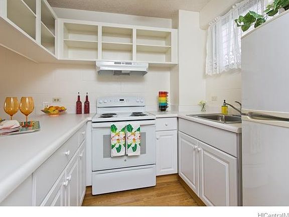 2nd image of 955 Ala Lilikoi St APT 506