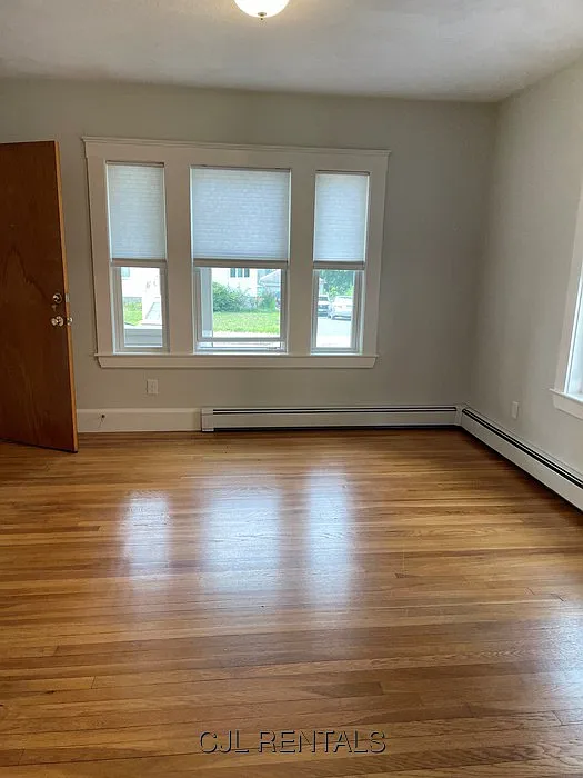 1 bed, 1.0 bath, $2,200 — Photo 2