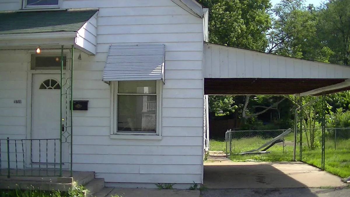 339 Placid Avenue — Photo 3