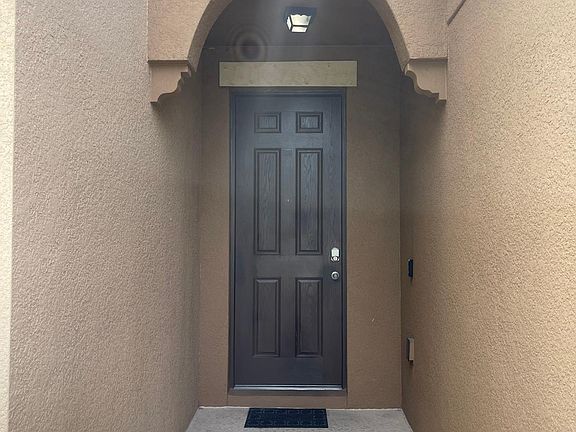 2nd image of 964 Costa Mesa Ln