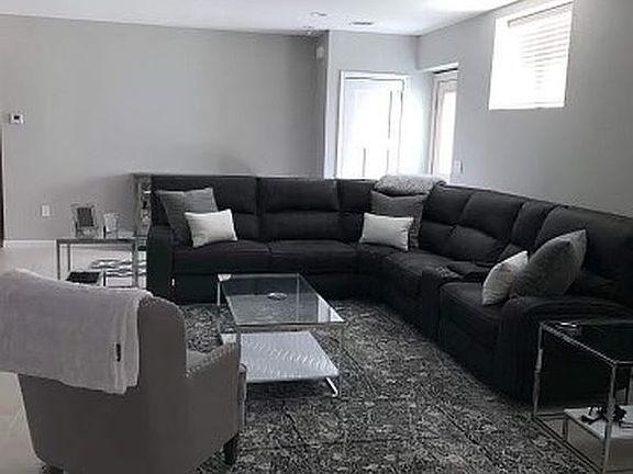 2nd image of 678 Huguenot Ave #1