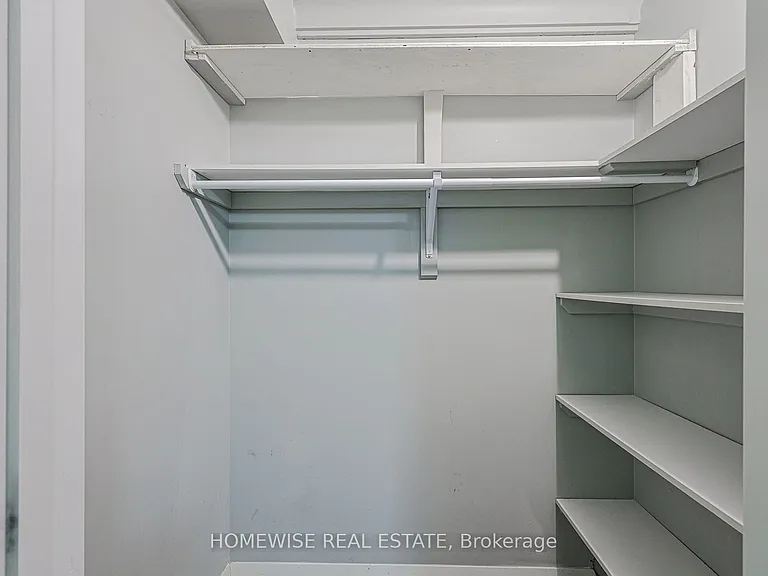 814 Glencairn Ave #B01 — Photo 10