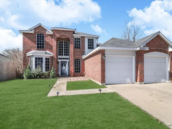 4323 Briar Hill Dr, Grand Prairie, TX 75052
