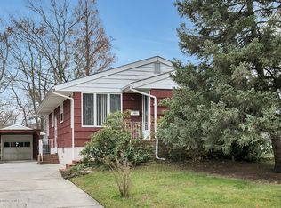 906 Bendermere Ave, Ocean, NJ 07712