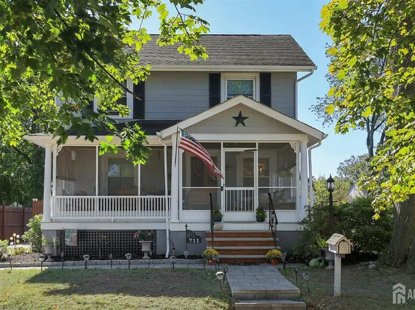 711 Dunellen Ave, Dunellen, NJ 08812