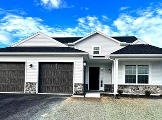 2 Lavender Ln, Lebanon, PA 17042