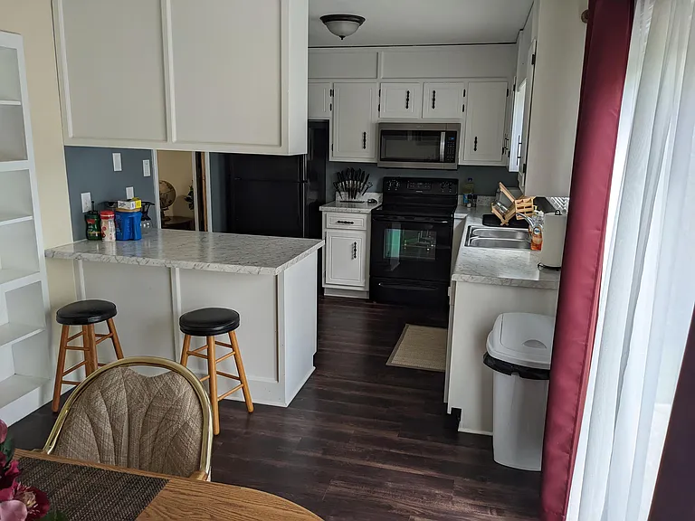 9003 Mahogany Row SE #C — Photo 6