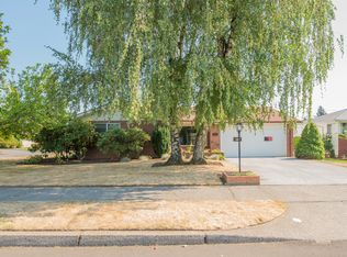 730 NE 106th Pl, Portland, OR 97220