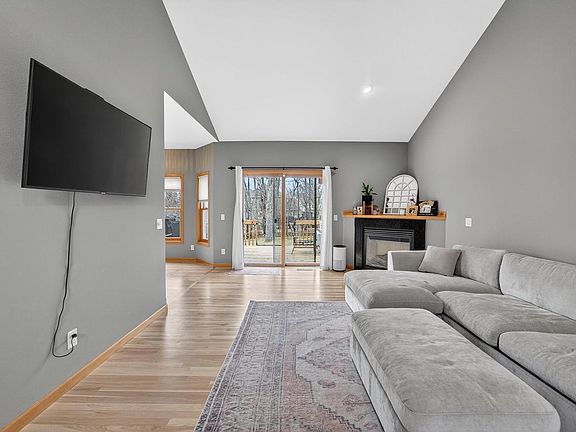 5th image of 2000 Buckingham Road