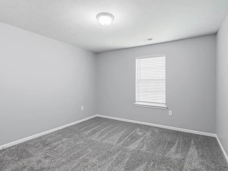 Small BR in 2BR, 2BA
