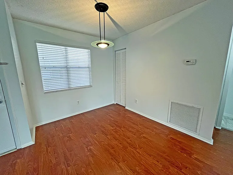 4207 Winding Moss Trl #208 — Photo 11