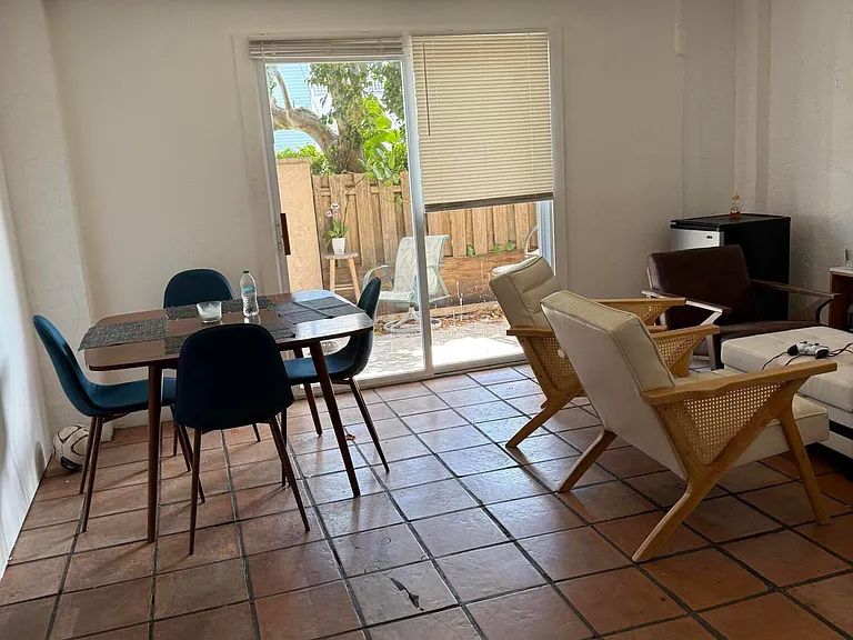 3301 Duck Ave #D — Photo 4