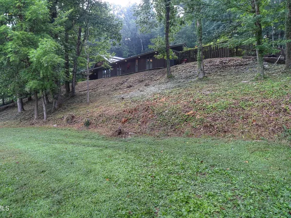329 Hidden Valley Rd, Kingsport, TN 37663