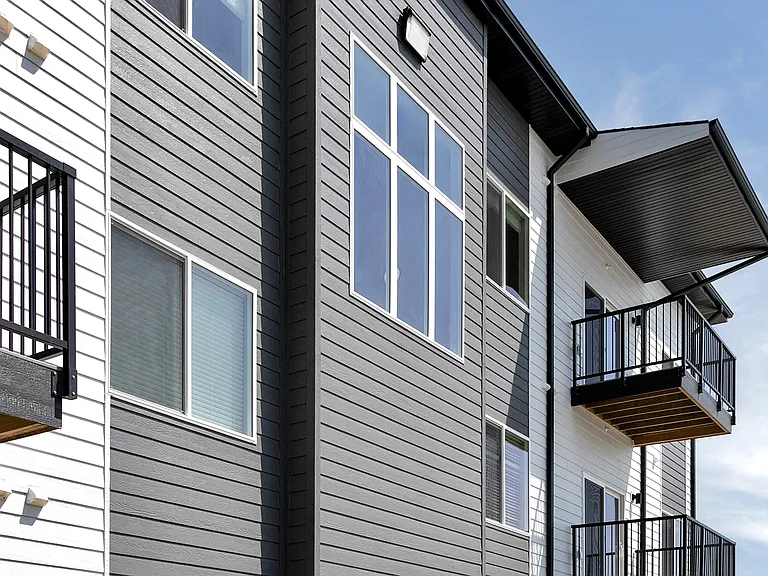 Cross Creek Apartments — Photo 40