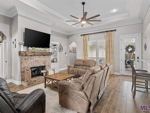 5th image of 10568 Creek Haven Ln