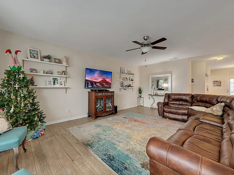 441 Timberleaf Rd — Photo 9