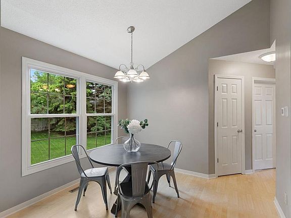 5th image of 13973 Wellington Dr