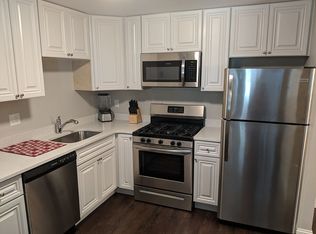 4 Brookside Dr APT 1, Exeter, NH 03833