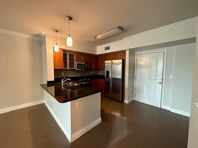 600 S Dixie Hwy #303 — Photo 23