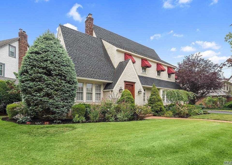 1st image of 271 Brower Ave