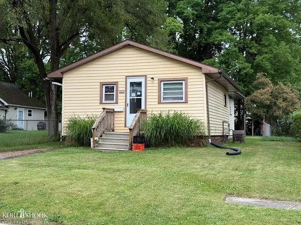 830 Alger Ave, Owosso, MI 48867