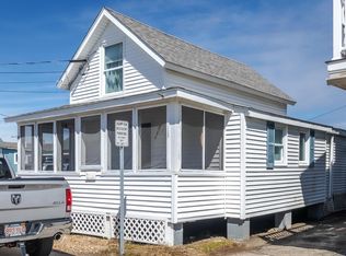 20 Perkins Ave, Hampton, NH 03842