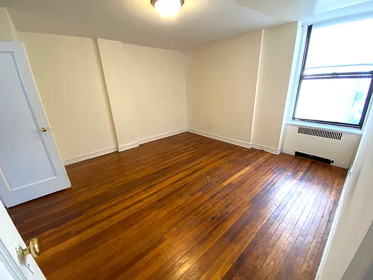 Rented by Voro New York | media 52