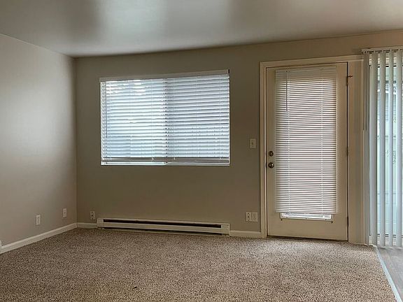 4th image of 420 E Sunset Way #11856270