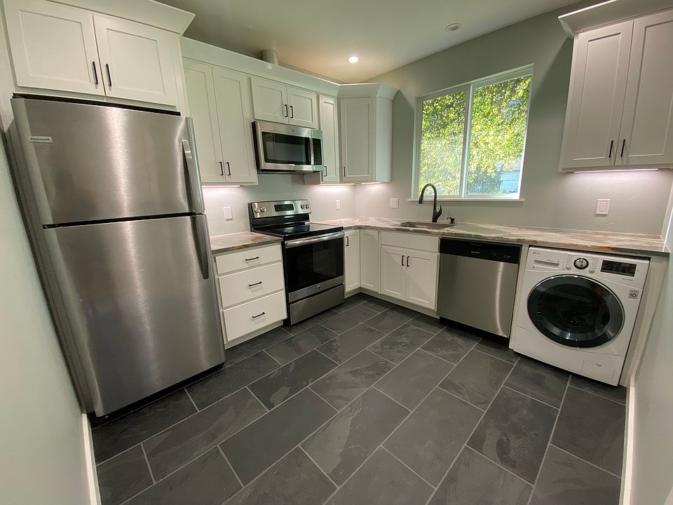 1st image of 7605 Atkinson Rd #6