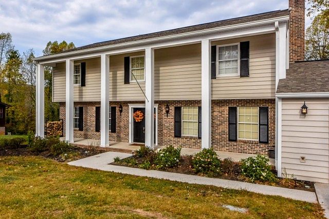 1st image of 2107 Ludwick Dr