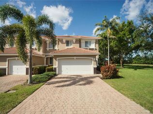 9739 Roundstone Cir, Fort Myers, FL 33967