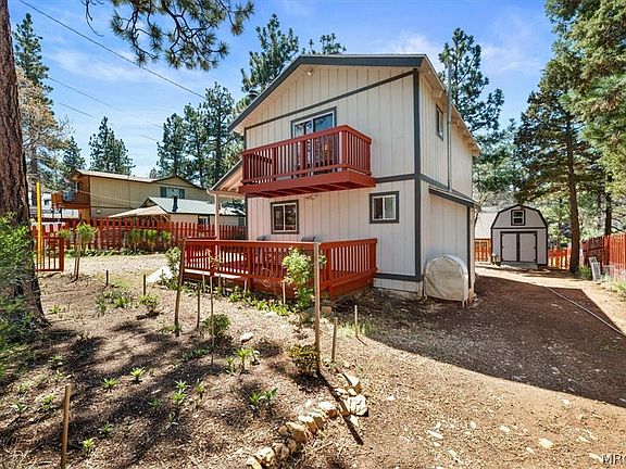 5th image of 418 Sunset Ln