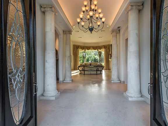 3rd image of 2915 Acorn Wood Way
