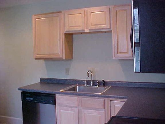 5th image of 6154 N Crittenden Ave