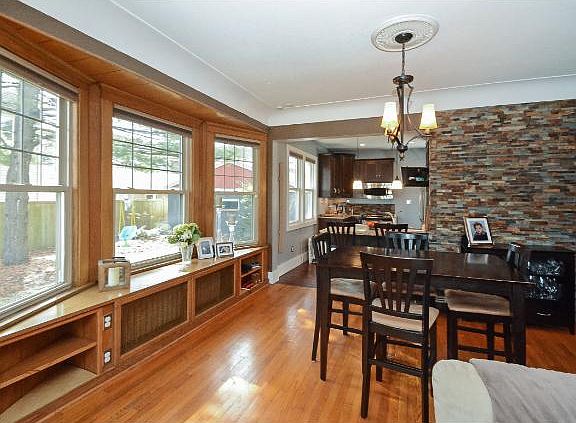 5th image of 787 Manomin Ave