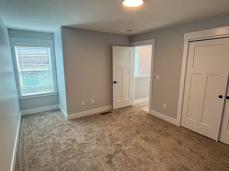 1304 W Dairy Farm Ln — Photo 27
