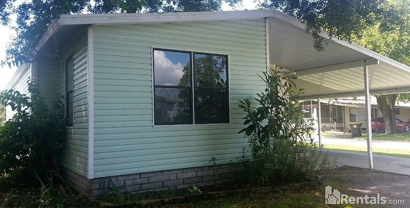 2nd image of 189 Imperial Dr N