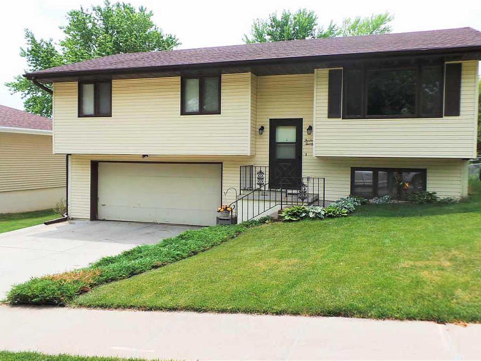 1st image of 1320 Winona Ct