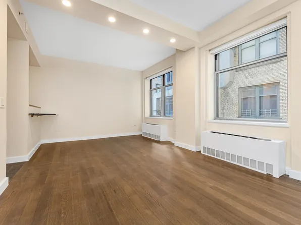 100 West 58th Street image 1 of 14