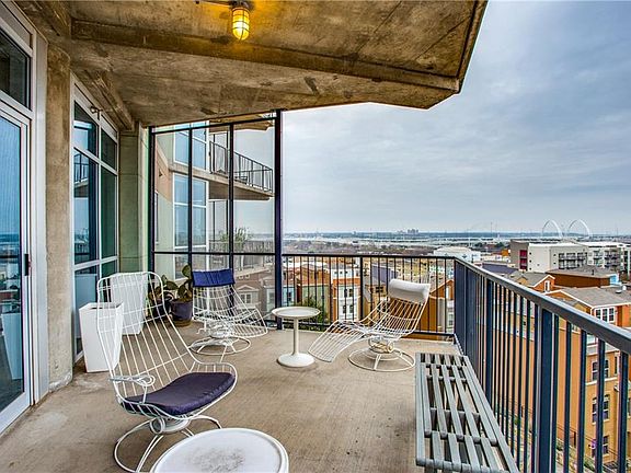 3rd image of 1001 Belleview St APT 606