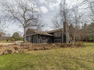1549 Twin Springs Rd, Houlton, WI 54082