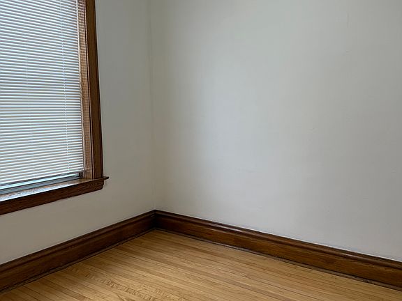 4th image of 2346 S Marshall Blvd #1