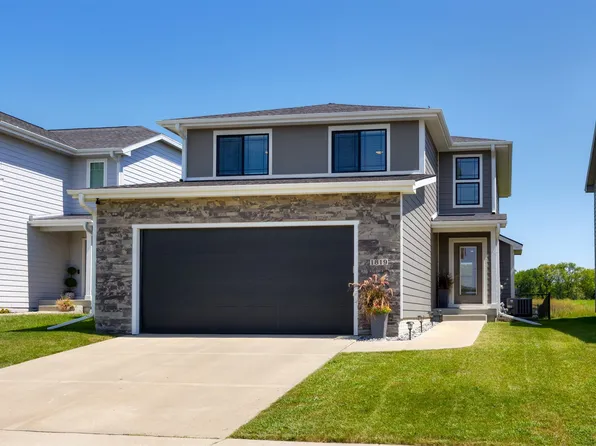 1819 NE Heritage Dr, Grimes, IA 50111