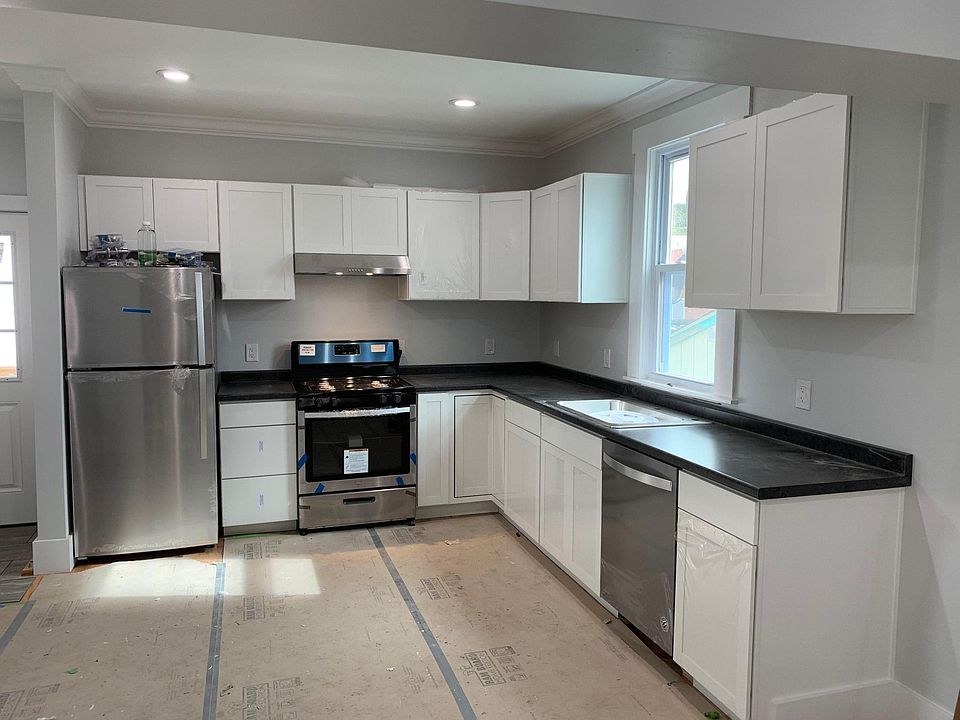 1st image of 23 Wilson Ave