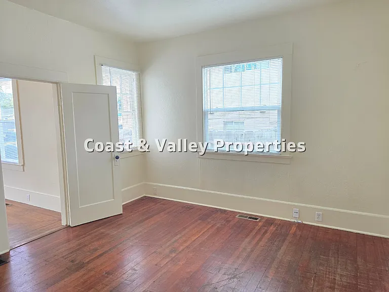 306 Central Ave — Photo 6