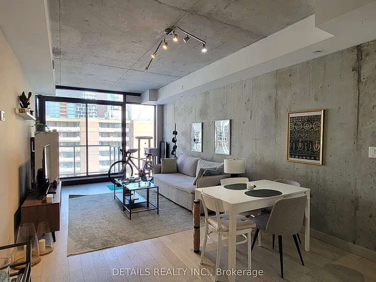 224 Lyon St N #812 — Photo 5