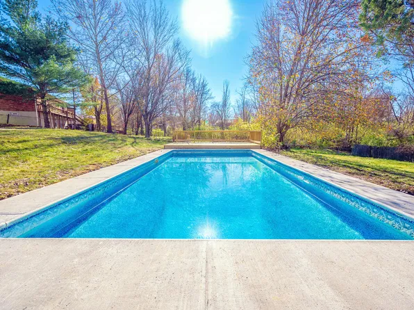 6277 Tessie Cir, Burlington, KY 41005