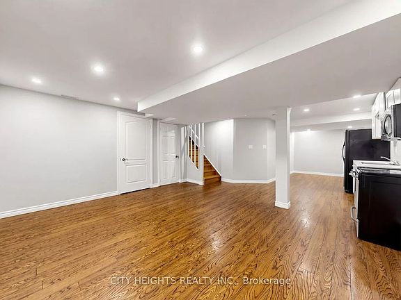 4th image of 58 Bradbury Cres #Basement